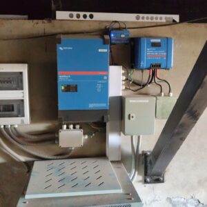 Inversor cargador Victrpn